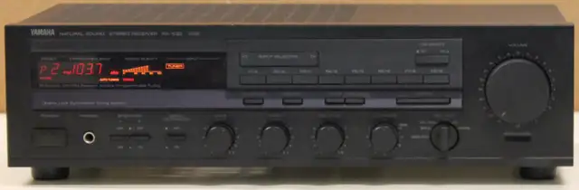 Vintage Yamaha RX 530 Receiver in Stereo Systems & Home Theatre in St. Catharines - Image 3
