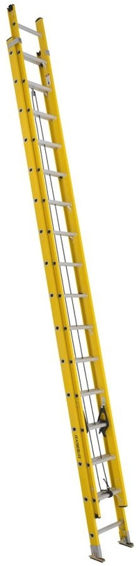 32' Featherlite extension ladder 