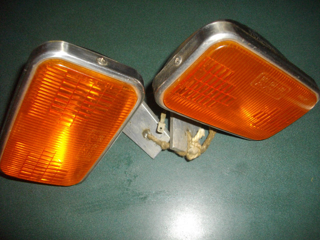 VINTAGE FOG LAMPS in Auto Body Parts in City of Halifax