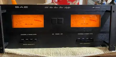 SAE 2400 solid state power amp, View more