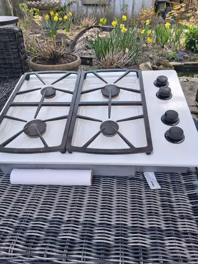 gas countertop stove Dacor SGM 304W, View more