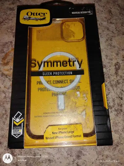 OtterBox Symmetry Magsafe Case – For iPhone 11 Pro Max Brand new never been used Transparent in colo...