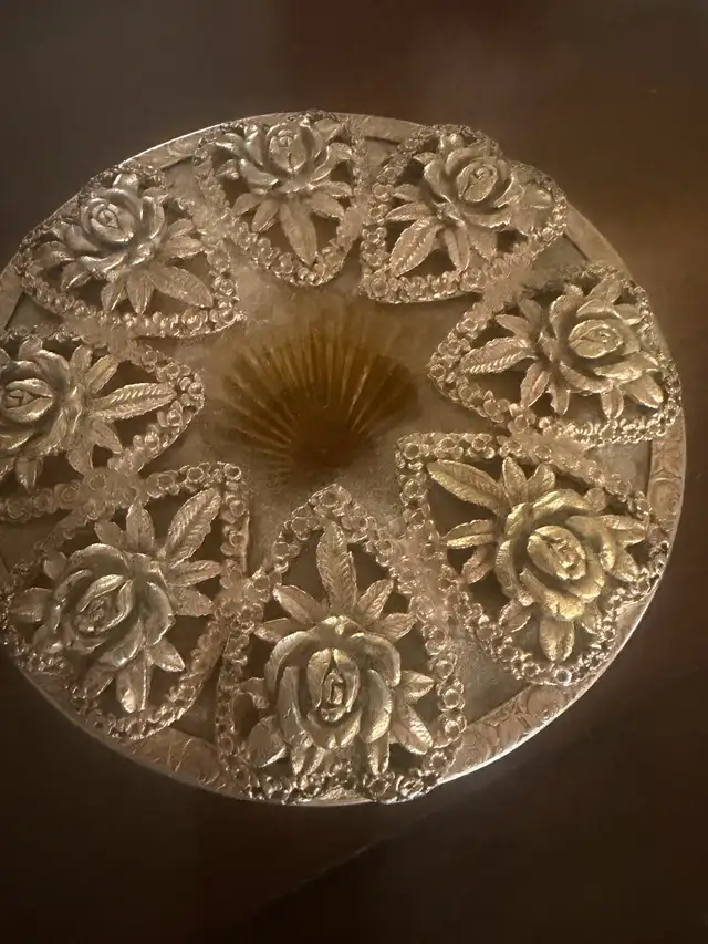 Vintage Trinket jewelry Box in Arts & Collectibles in Laval / North Shore - Image 3