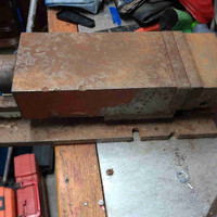Large mill clamp / vise 