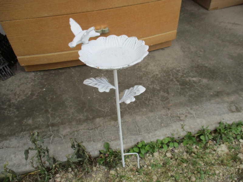 SMALL CAST IRON BIRD BATH GARDEN YARD STAKE 30 YARD DECOR Arts