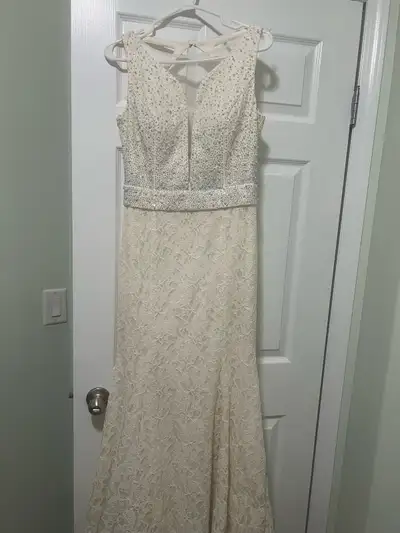 Party dress , View more