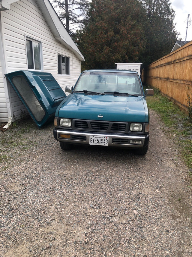 1995 Nissan D21 manual in Cars & Trucks in Sudbury
