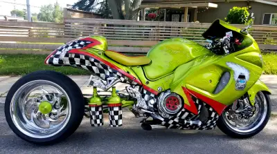 Custom Suzuki Gen2 Hayabusa 2008. Excellent condition, custom build, absolutely loaded. Air shock/li...