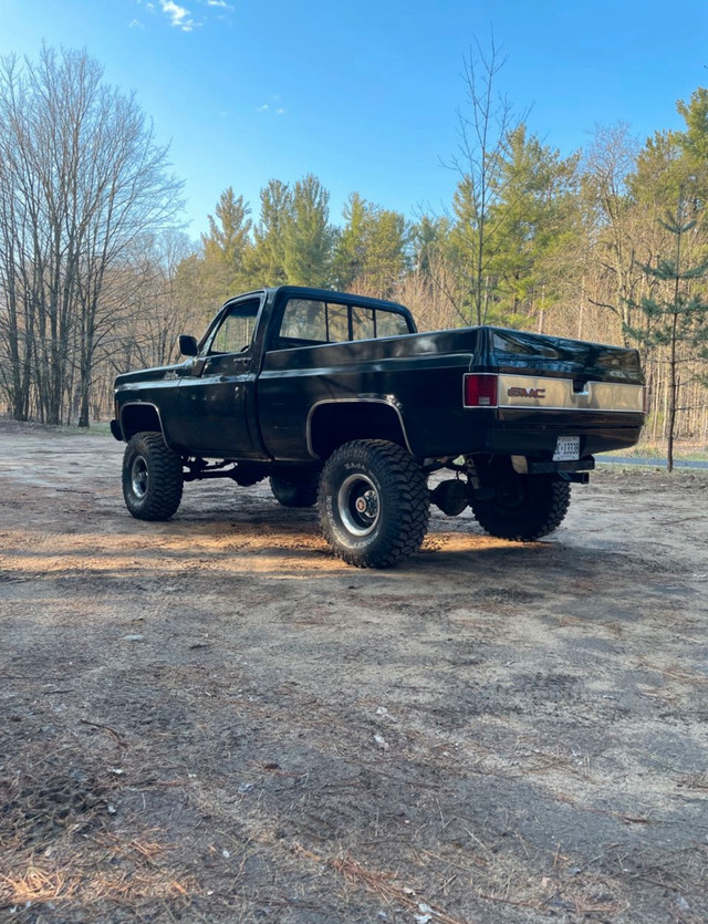 1976 GMC K15 in Cars & Trucks in Markham / York Region - Image 2