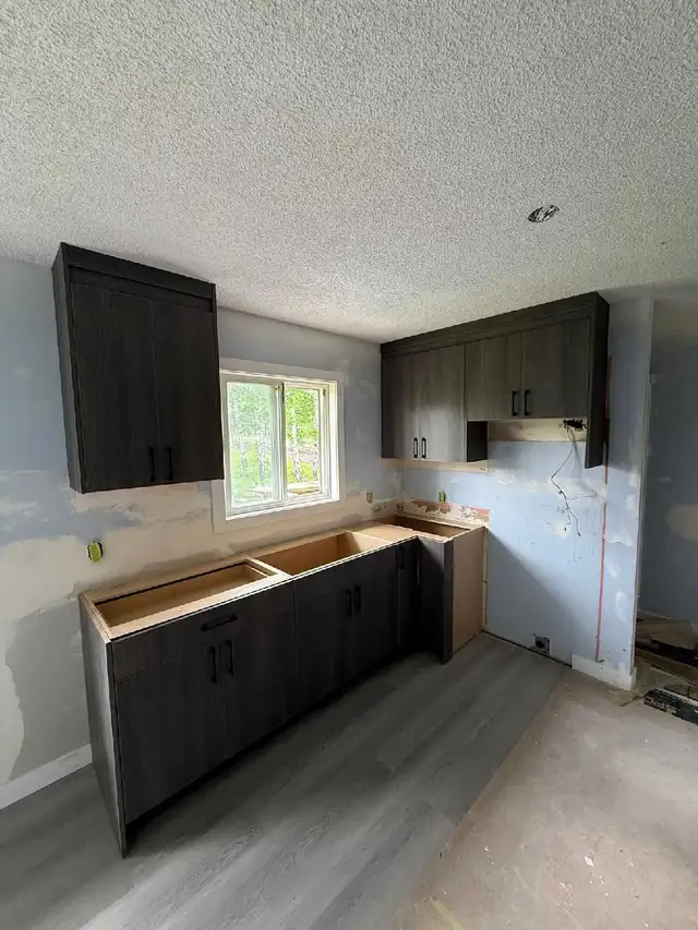 Custom Pantry Cabinets in Cabinets & Countertops in Calgary - Image 7