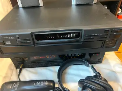 Kenwood DP-R895 Multiplay 5 CD Compact Disc Player, View more