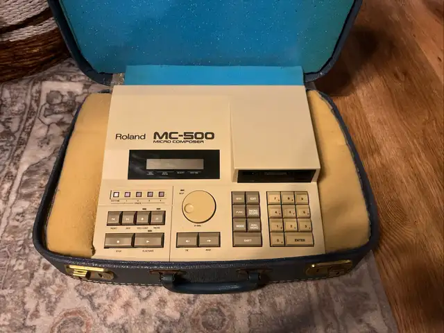 Roland MC-500 MIDI Sequencer in Pro Audio & Recording Equipment in Saskatoon - Image 5