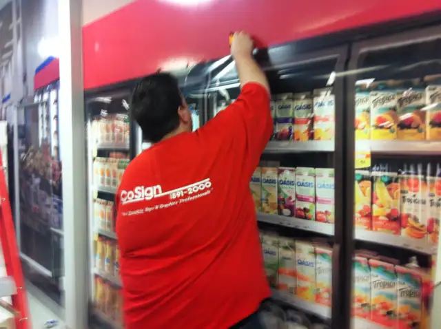 Experienced sign maker & Installer in Construction & Trades in Mississauga / Peel Region - Image 3