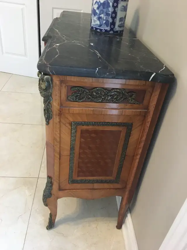 Antique furniture  in Other in Mississauga / Peel Region - Image 3