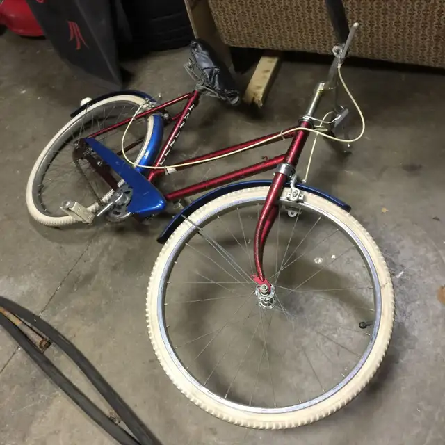 royal bike in Kids in City of Toronto - Image 3