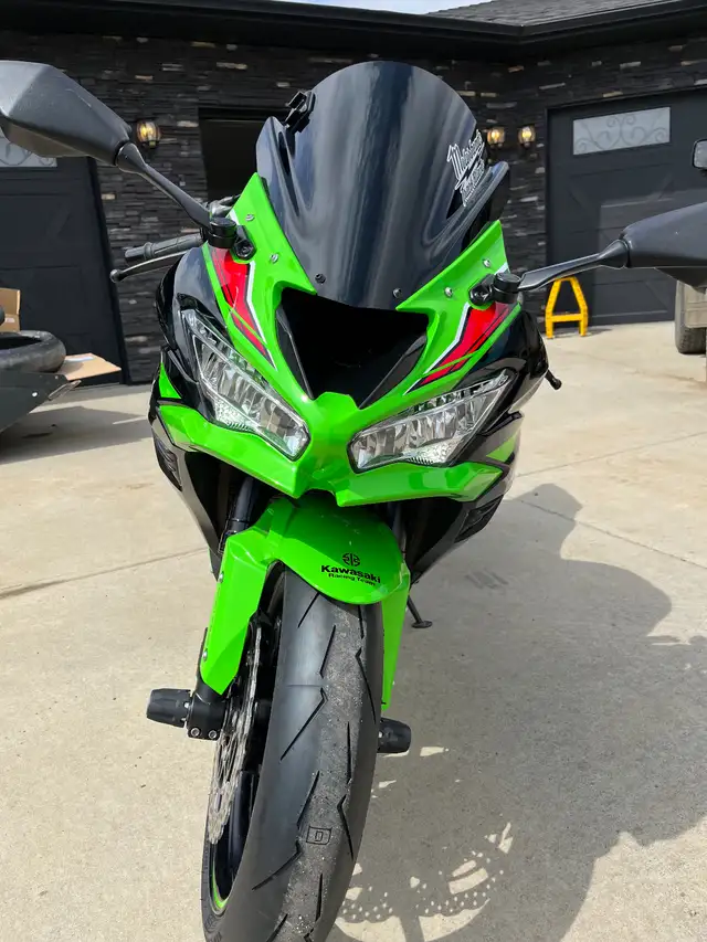 2019 Kawasaki ZX6r in Sport Bikes in Lloydminster - Image 4