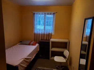 One private furnished room available for $ 700 in the 3-bedroom home for rent, near a value village...