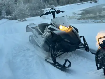 -162 inch track -Great seat -headlights work great - heated handle bar works but only on the right s...