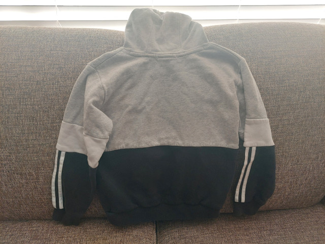 Youth Large licensed Adidas hoodieMint$10 in Kids & Youth in Calgary - Image 4