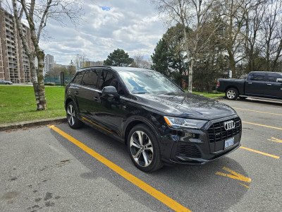 2022 AUDI Q7 S-Line, low kms, accident free