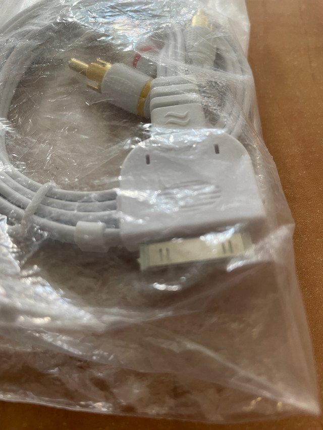 30 pin IPod cables  in iPods & MP3s in Dartmouth - Image 4