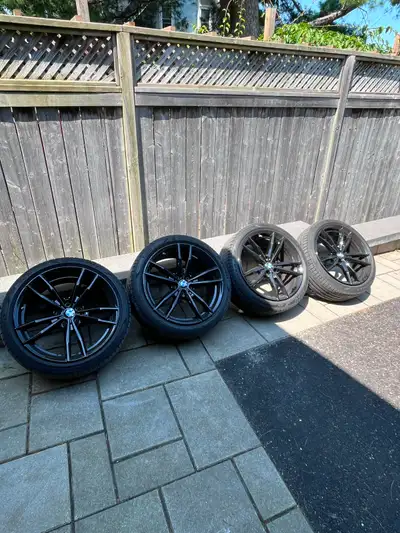 Selling OEM BMW 791 wheels and tires (not separating) off a 2022 BMW M240ix. The wheels are staggere...