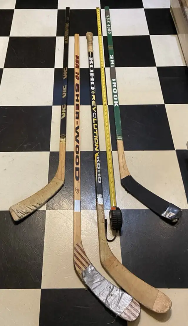 HOCKEY STICKS & PUCKS in Hockey in Winnipeg - Image 3