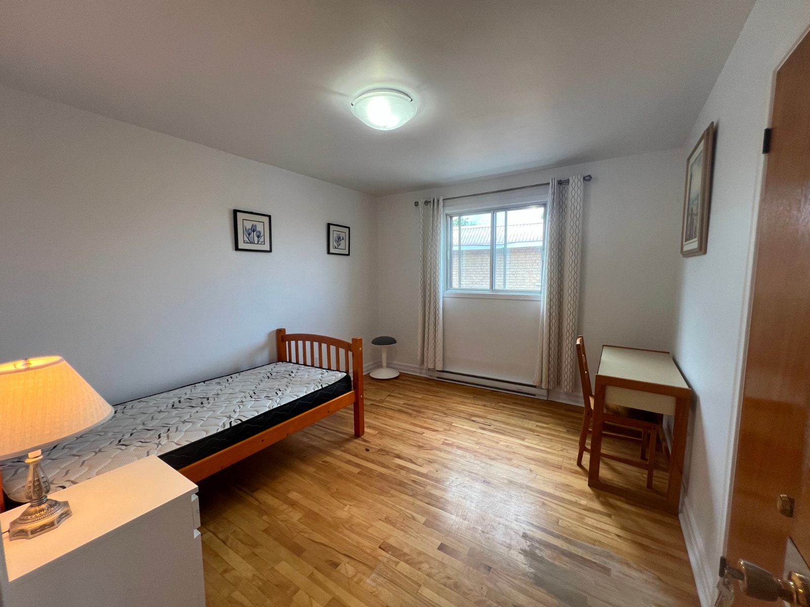 Chambre à louer Saint-Léonard coin Bélanger / Lacordaire — photo 1