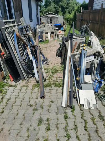 Free scrap metal, View more