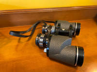 Vintage Celebrity Bushnell Binoculars With Zoom 7-15x35