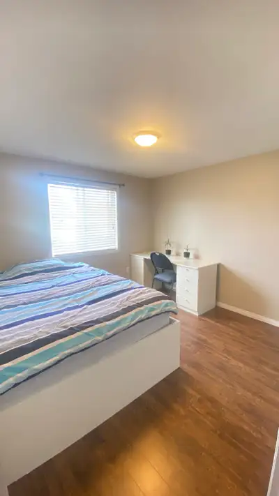 **Room for Rent One Bedroom** Spacious bedroom available for rent. Ideal for young professionals or...