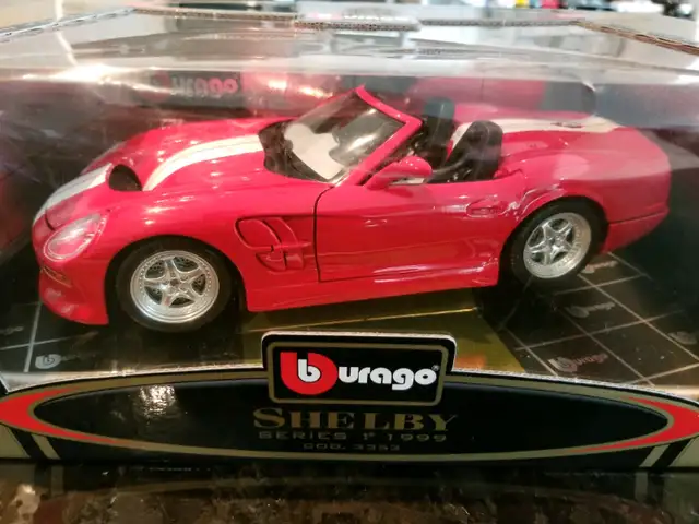 1:18 Diecast Burago 1999 Shelby Series 1 Red in Arts & Collectibles in Markham / York Region - Image 3