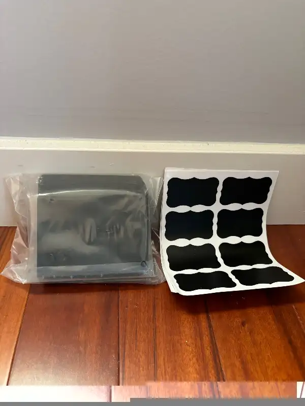 NEW Table Name Cards64269660222978122