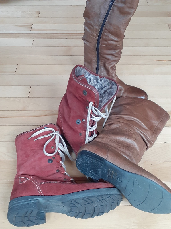winter boots in Women's - Shoes in City of Halifax - Image 2