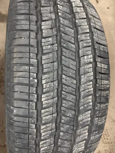 4 pneus d'été P225/55/17 95H Hankook Kinergy GT 36.5% d'usure, mesure 6-6-6-6/32 225/55/17, P225/55/...