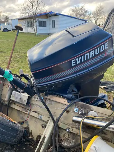 16’ StarCraft aluminum with a 1995 40 hp evinrude , need it gone soon as possible I have no room for...