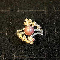 Beautiful genuine Akoya pearl ring set in sterling silver size 8