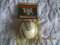 VINTAGE  COLLECTOR BASEBALL