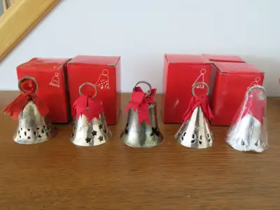 CHRISTMAS BELLS by INTERNATIONAL SILVER CO. engraved 1994-1998, View more