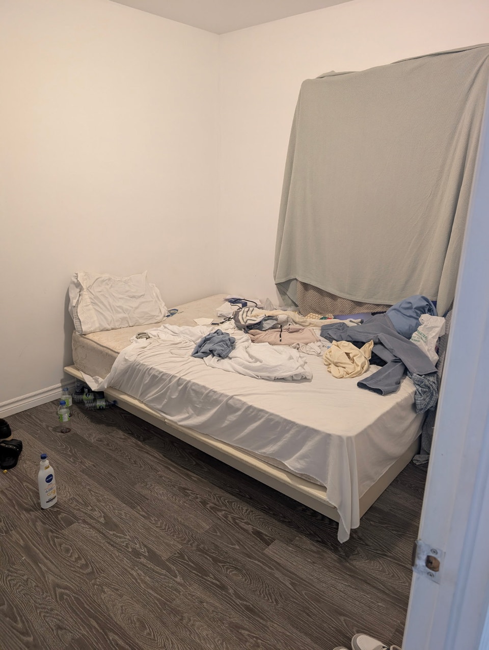 Jolie appartement 2 chambres Rénové à Beauport PRIX PROMO 5