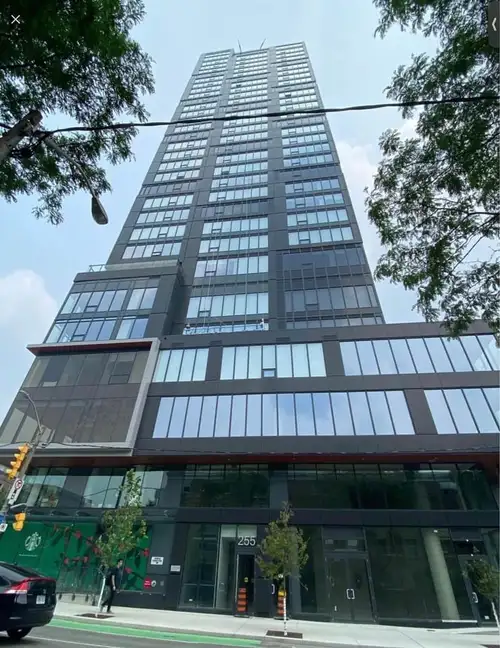 Lower Penthouse Condo (1Bed+Den+Bath) for Lease Near UofT 203 College Street, M5T 0C8, Toronto, ON T...