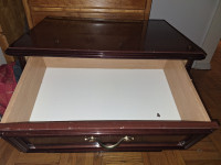 Brown night 3 drawer chest like new condition 