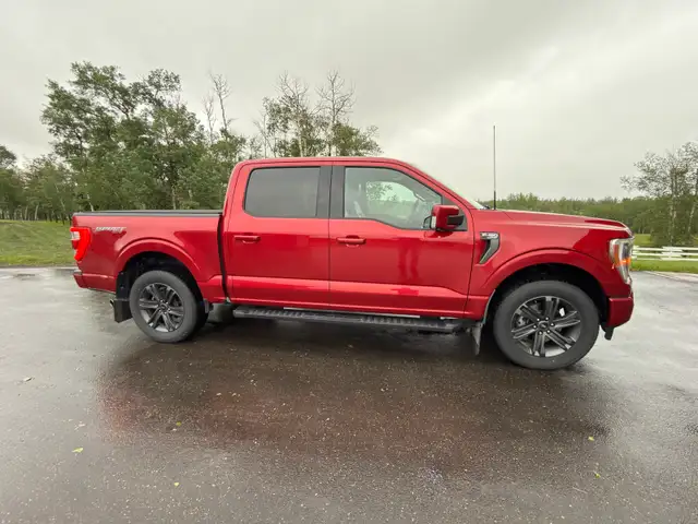 2023 F-150 Lariat 502A Low Km