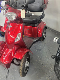 Gently used mobility scooter  ET4 RIO