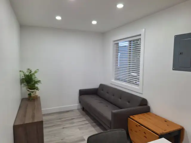 1 bed, 1 bath basement suite in Long Term Rentals in Victoria - Image 5