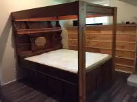 California King Size Canopy Bed