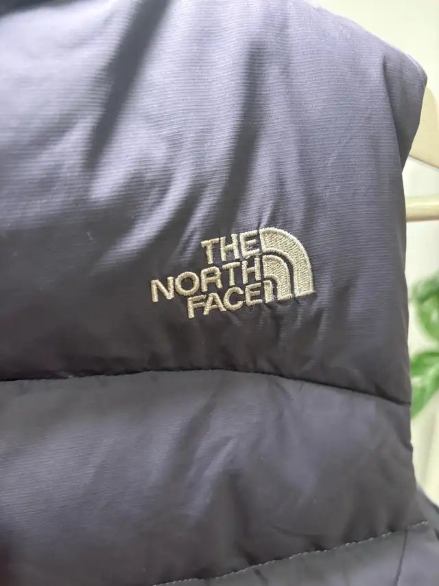 The North Face Vest in Women's - Tops & Outerwear in Ottawa - Image 4
