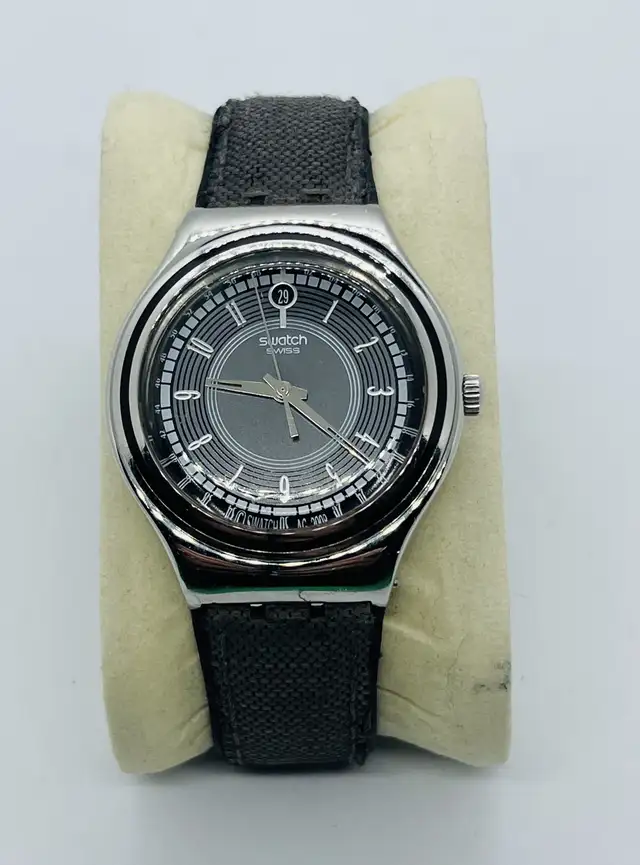 Montre Swatch in Jewellery & Watches in City of Montréal - Image 4