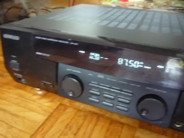 Used Lange Classic girl ice skates & more for sale.         4366 in Skates & Blades in City of Toronto - Image 10