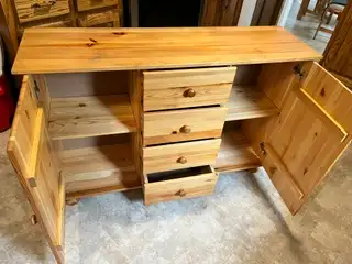 SIDE BOARD BUFFET544789777362472961